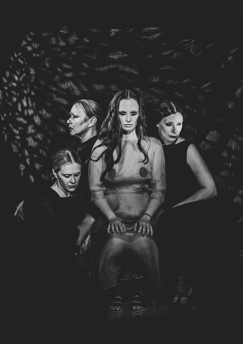 Реж. Алиса Селецкая, Электротеатр Станиславский