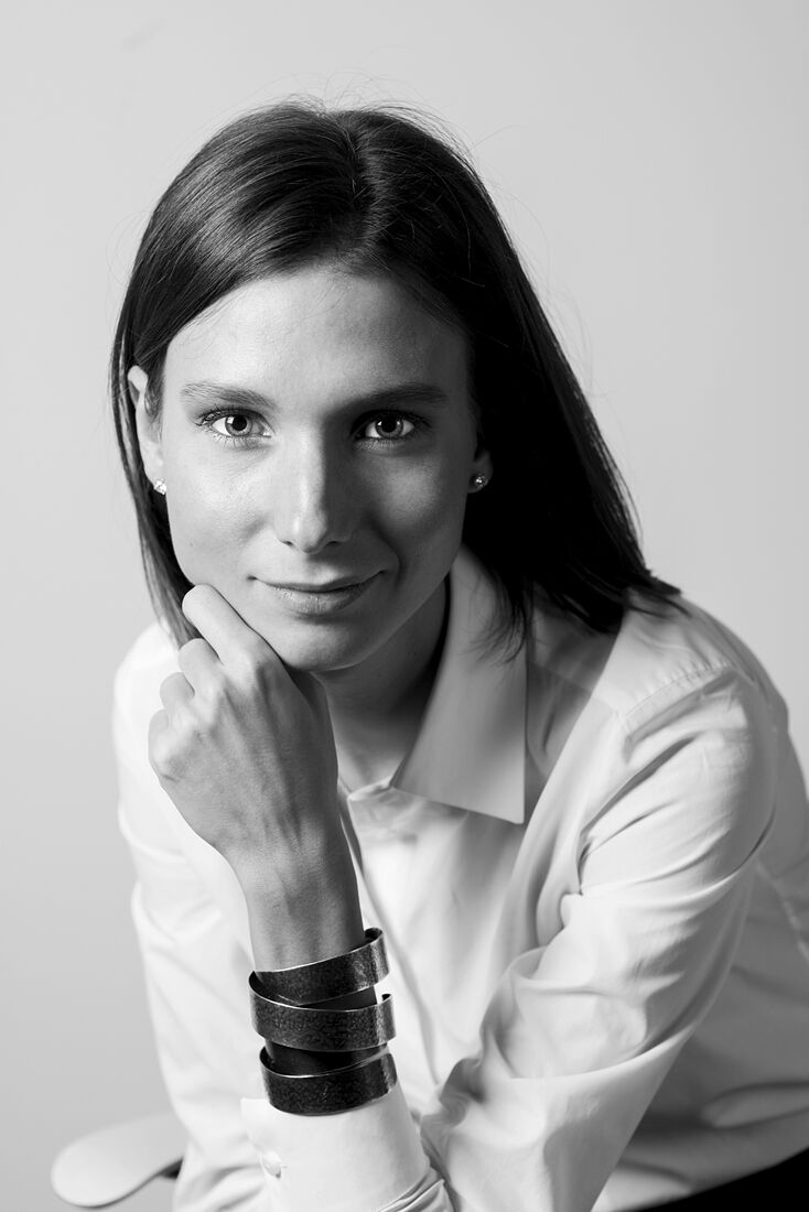 Искусствовед и коллекционер современного искусства, галерист.