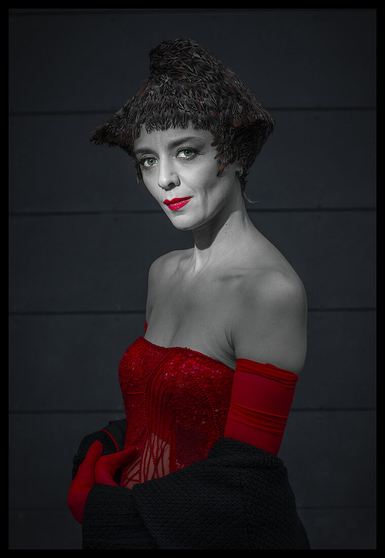 Promo for Oleg Dobrovolsky’s play based on the play by Friedrich Durrenmatt, costume designer Anastasia Nefedova, Stanislavsky Electric theater.